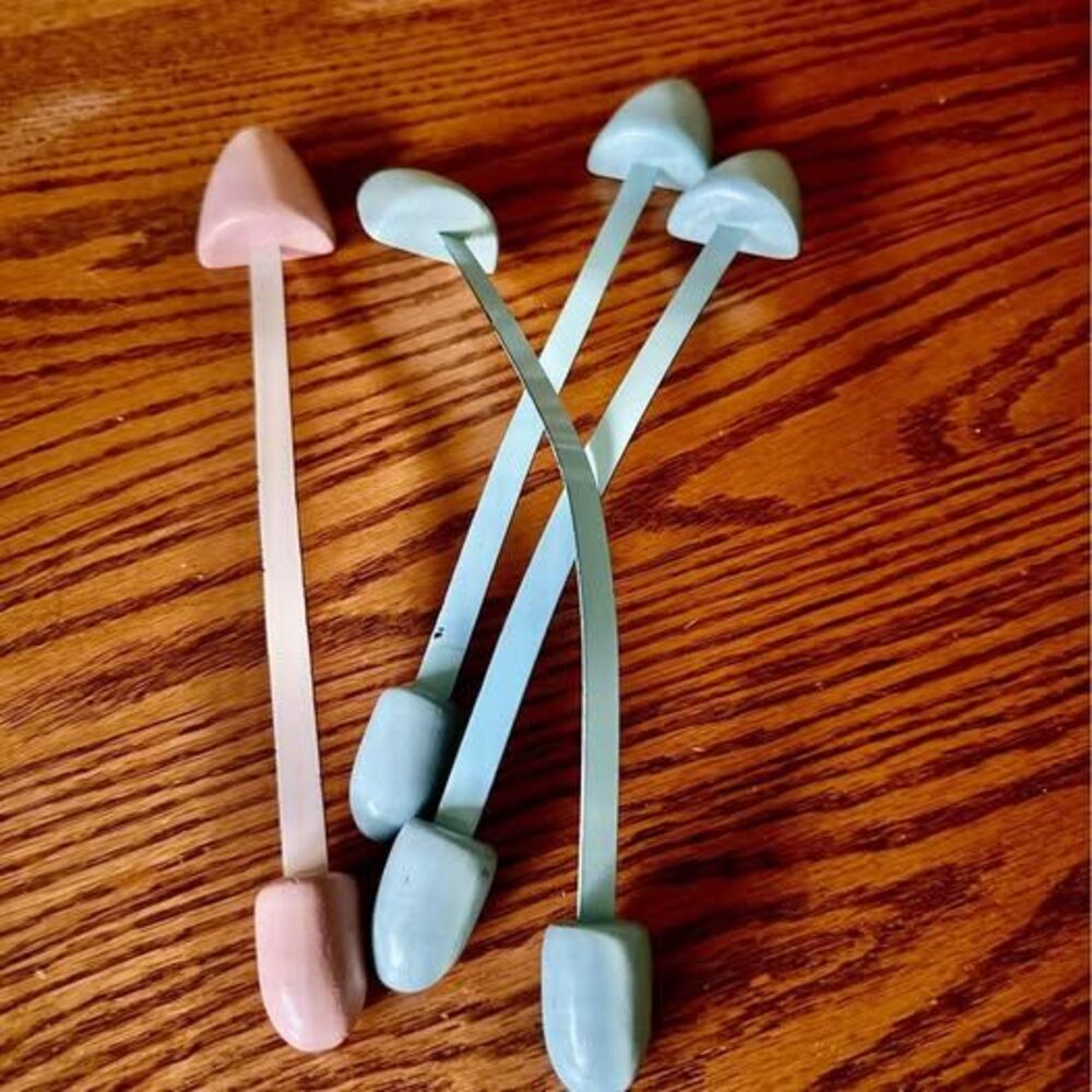 vintage 1950s women’s shoe trees -lot